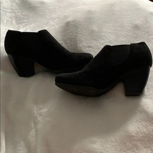 black booties